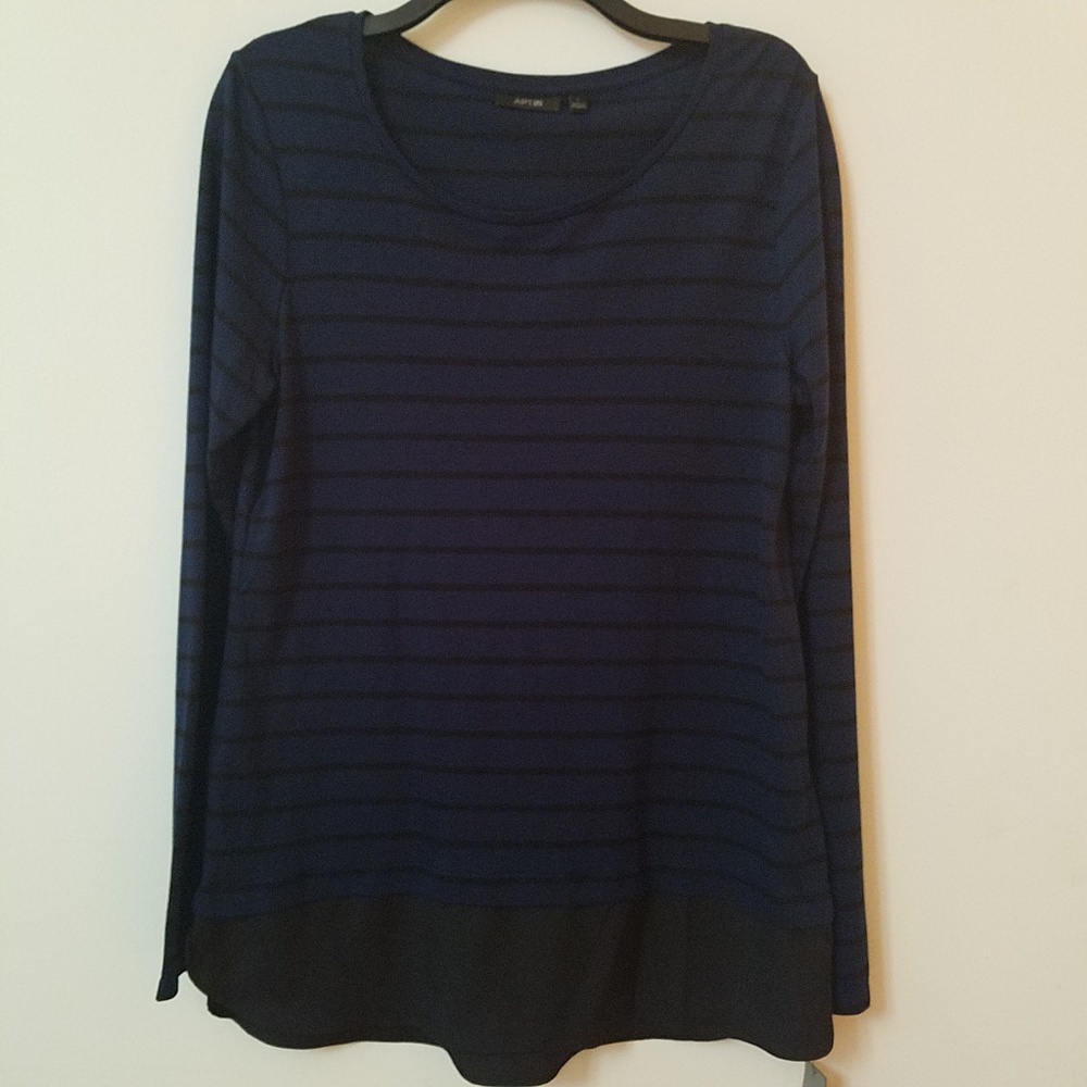 Apt 9 Top
